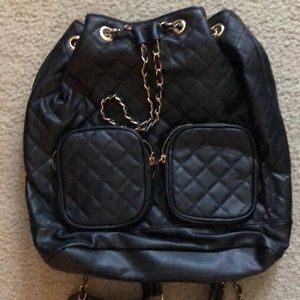 ❤️last chance🤩 Quilted forever 21 backpack